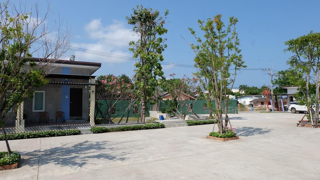 Lullaby Boutique Resort Thap Sakae Exterior photo
